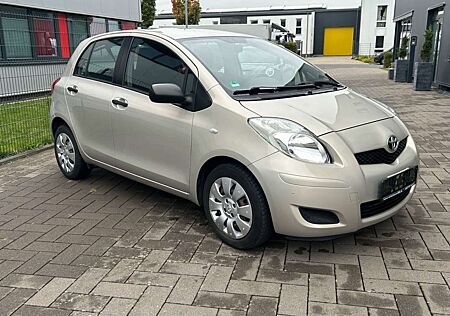 Toyota Yaris Cool+