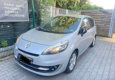 Renault Grand Scenic Energy dCi 130 Start & Stop Bose Edition