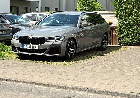 BMW 530d 530 xDrive Touring Aut. M Sport Edition
