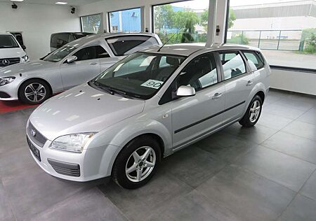 Ford Mondeo Focus 1,6 Turnier * KLIMA *