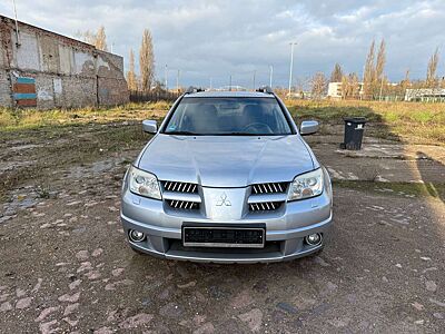 Mitsubishi Outlander 2.4 Benzin/Flüssiggas