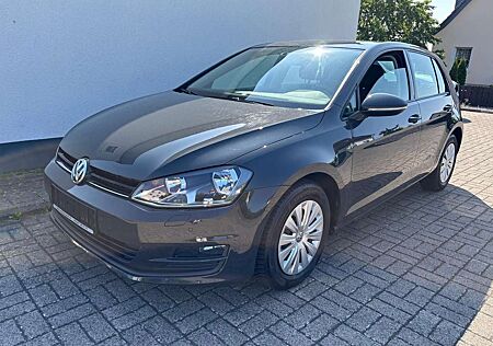 VW Golf Volkswagen VII 1.2 TSI 6Gang SH Klima AHK 2xPDC 1.Hand