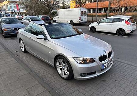 BMW 325i 325 Cabrio Aut.