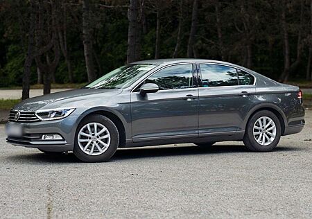 VW Passat Volkswagen 2.0 TDI (BMT) DSG Comfortline