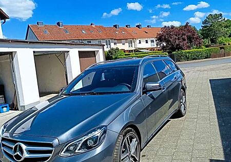 Mercedes-Benz E 220 T BlueTEC 9G-TRONIC Edition