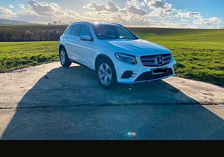 Mercedes-Benz GLC 250 4Matic 9G-TRONIC 2.0