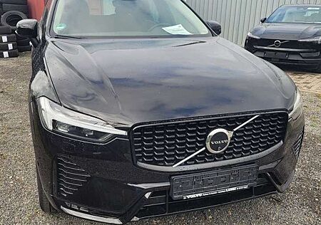 Volvo XC 60 XC60 Ultimate Dark AWD Luftfahrwerk AHK