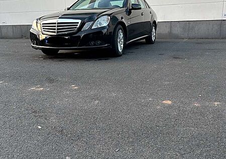 Mercedes-Benz E 220 CDI BlueEfficiency (212.002)
