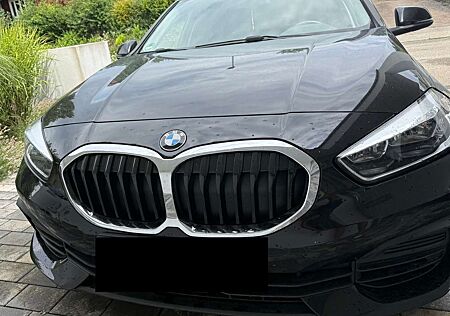 BMW 118i 118 Advantage Automatik Navi Digital Garantie F40