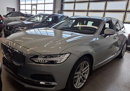 Volvo V90 Core Recharge Hybrid AWD dig.Cockpit Leder