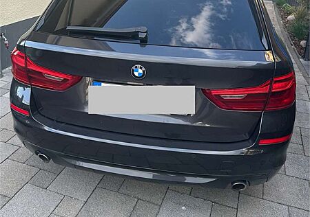 BMW 530d 530 xDrive Touring Aut.