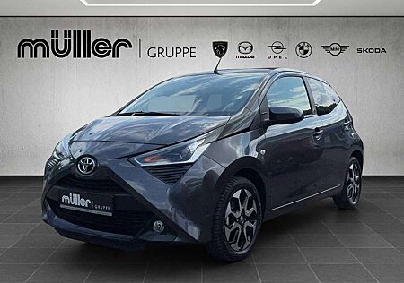 Toyota Aygo 5-Türer x-play Team Deutschland
