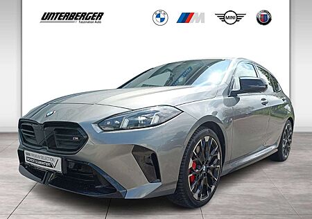 BMW 135 M135 xDrive M-Sport Pro HUD 19" M-Sportsitze SHZ