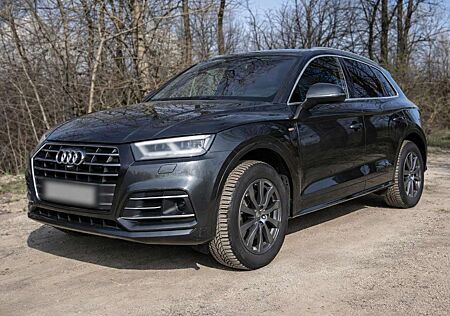 Audi Q5 55 TFSI e quattro S tronic | Panorama | HUD | 360° Kamera | ACC | Standheizung | S Line