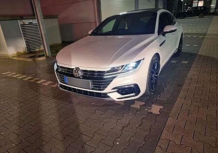 VW Arteon Volkswagen Diesel 2.0 TDI SCR 4Motion DSG R-Line