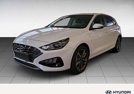 Hyundai i30 1.5T iMT TREND Alu17 Alu SHZ LHZ Navi Kamera