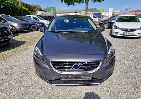 Volvo V40 T2 Kinetic Xenon Navi Parkpilot