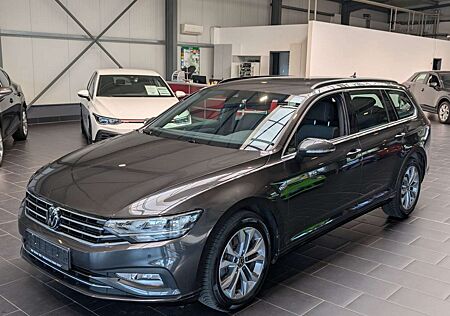 VW Passat Variant Volkswagen 2.0 TSI OPF DSG Business AHK Navi