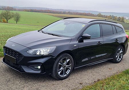 Ford Focus Turnier 1.0 EcoBoost Hybrid ST-LINE