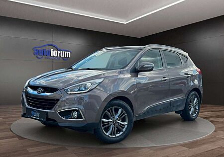 Hyundai ix35 2.0 CRDi 4WD Automatik AHK°XENON°PANO°LEDER