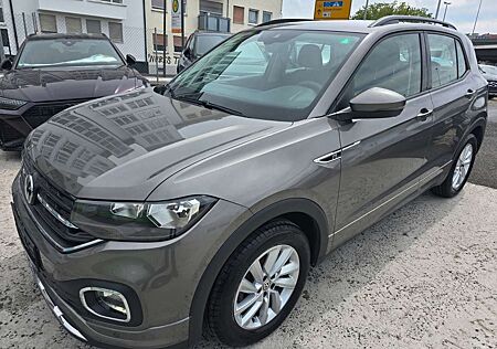 VW T-Cross Volkswagen Life 1,0 TSI R-LINE NAVI
