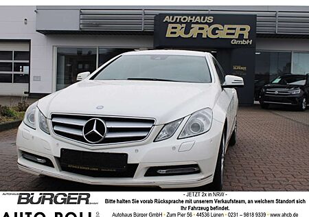 Mercedes-Benz E 200 Coupe Leder e-Sitze PDC v+h Tempomat SitzHZG