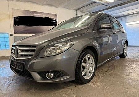 Mercedes-Benz B 180 BlueEFFICIENCY Sports Tourer