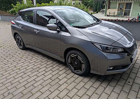 Nissan Leaf 40 kWh Acenta