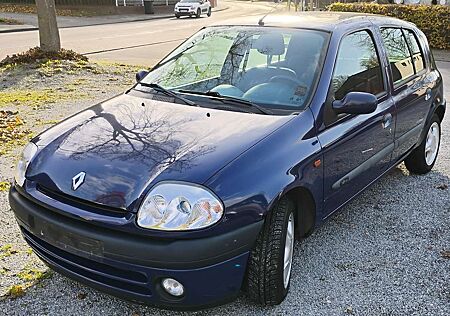 Renault Clio 1.2 16v RT Limited