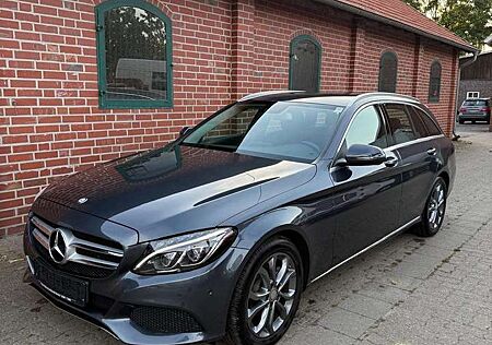 Mercedes-Benz C 180 T CGI Avantgarde Navi LED AHK Kamera