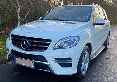 Mercedes-Benz ML 350 4MATIC 7G-TRONIC AMG-Paket Sondermodell