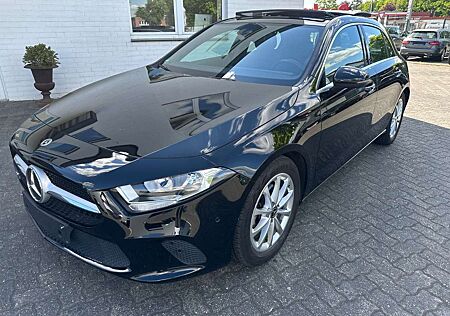 Mercedes-Benz A 200 d Progressive Panorama Kamera CarPlay