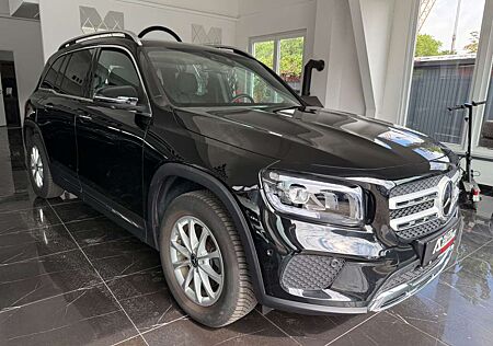 Mercedes-Benz GLB 200 Progressive PANO LED DISTR+ KEY AHK 360°