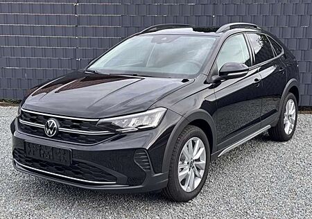 VW Taigo Volkswagen 1.0 TSI DSG LED Navi smart PDC v & h Kam S