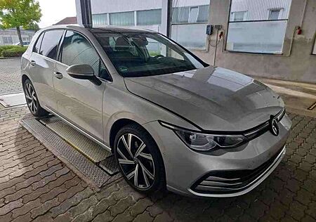 VW Golf Volkswagen VIII eHybrid 1.4 TSI "Matrix/Head-UP/Pano"
