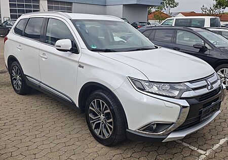 Mitsubishi Outlander 2.2 DI-D 4WD Aut. SUV-Star+