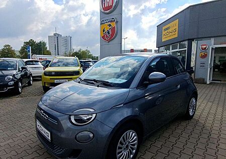 Fiat 500E 3+1 42 kWh
