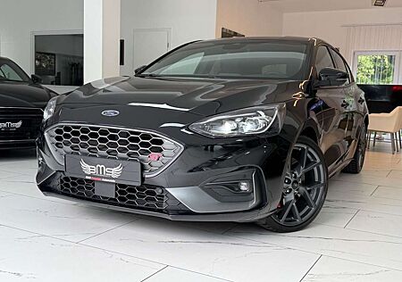 Ford Focus Lim. ST Garantie bis 06.2026
