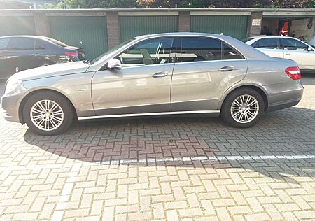 Mercedes-Benz E 350 CDI DPF BlueEFFICIENCY 7G-TRONIC Elegance