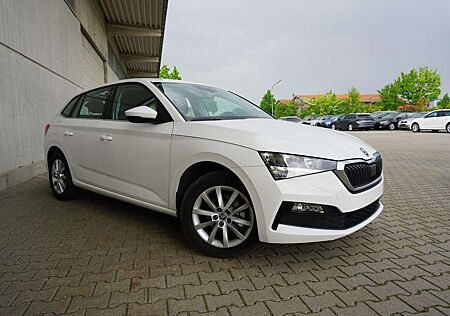 Skoda Scala 1.0TSI Ambition Navi/MirrorLink PDC LED