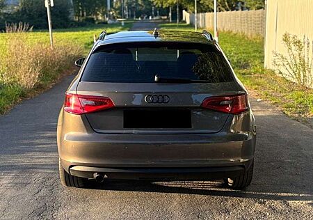 Audi A3 Sportback 1.6 TDI TÜV27 LED AHK NAVI Sitzhzg