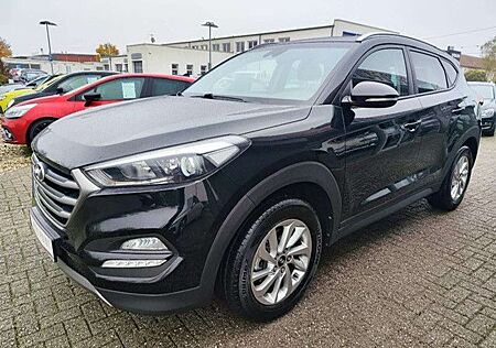 Hyundai Tucson blue Intro Edition Navi/Kamera/Lenkradhei