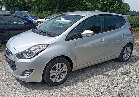 Hyundai ix20 1.6 CRDI Comf "72700 km*Navi*AHK*PDC"