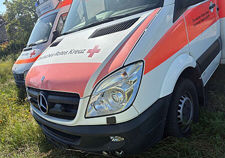 Mercedes-Benz Sprinter 216 CDI Autom DRk. RTW. Krankenwagen