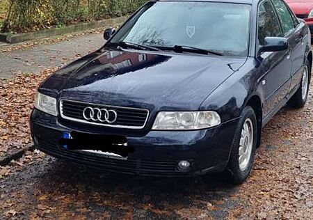 Audi A4 1.6 B5