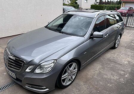 Mercedes-Benz E 350 CDI BlueEfficiency (212.225)