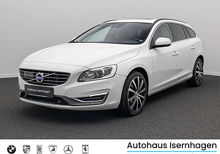 Volvo V60 Summum AWD Kamera ACC GSD Memory TotwinkelAs