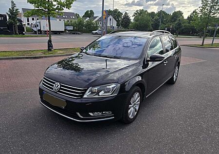 VW Passat Volkswagen 2.0 TDI DSG BlueMotion Technology Exclusive