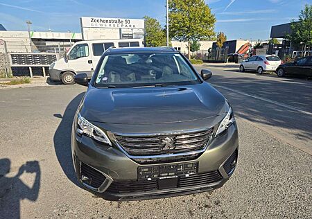 Peugeot 5008 Active Business/7 Sitzer /1.Hand/ 1 Jahr Garant...
