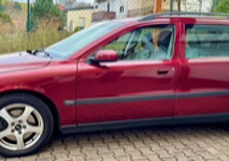 Volvo V70 D5 AWD Automatik Premium Behindertengerecht